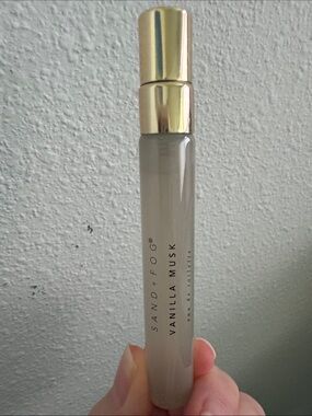 Sand + Fog Vanilla Musk Travel New